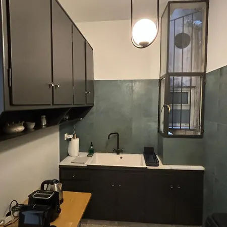 Apartment Pangrati Gem Views To Lycabettus Athens